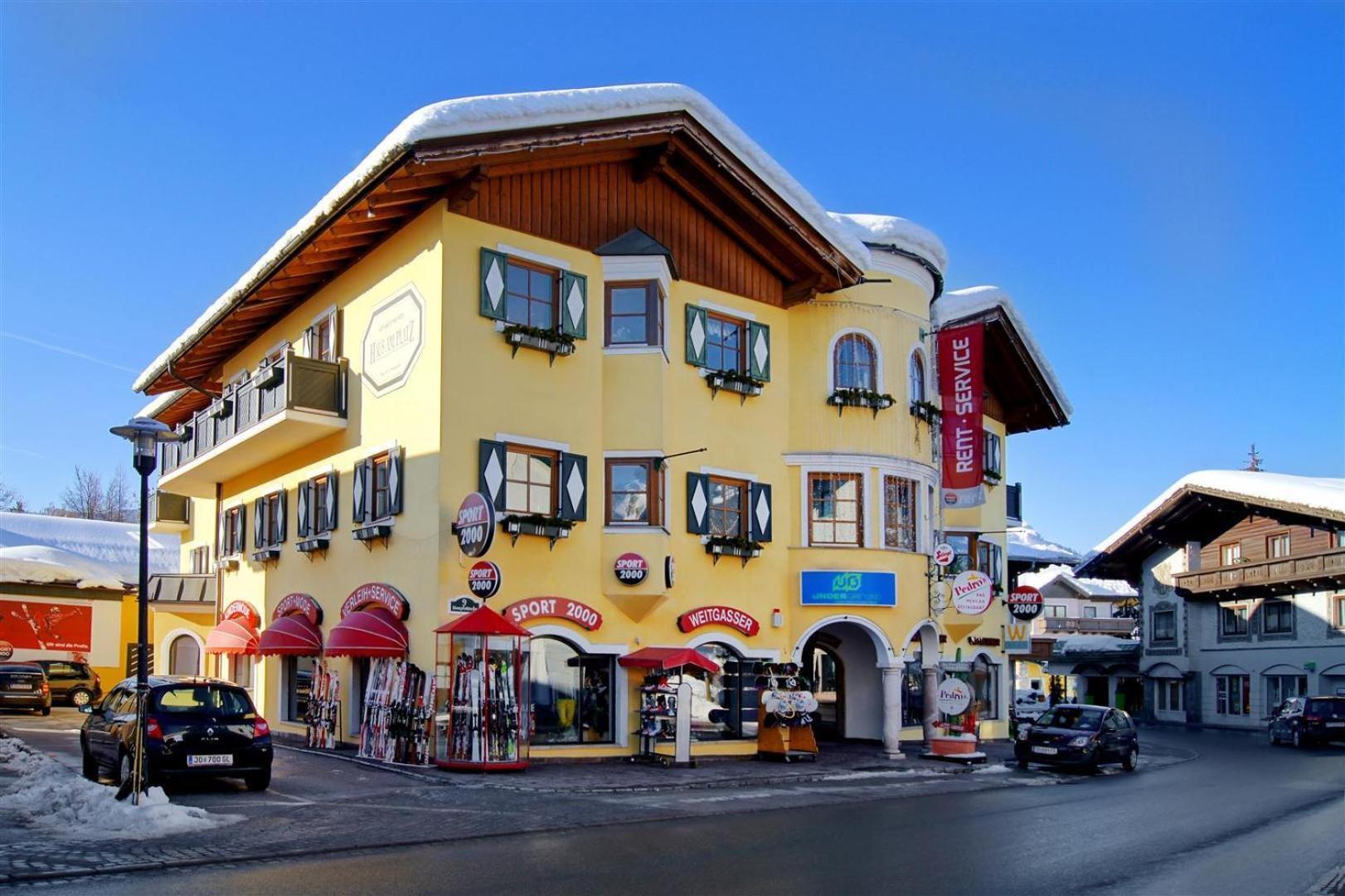 Haus Am Platz - Weitgasser Altenmarkt im Pongau Eksteriør bilde