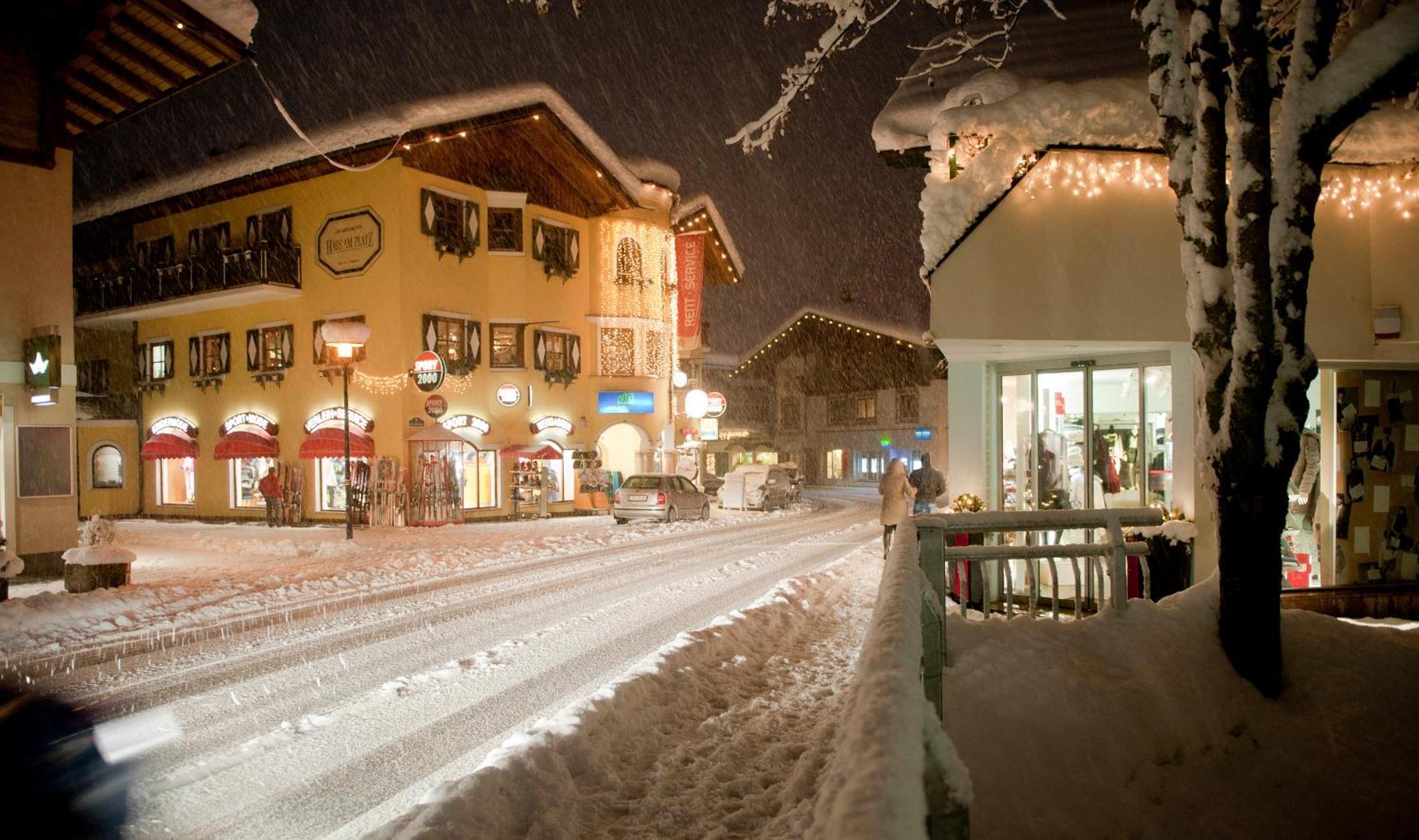 Haus Am Platz - Weitgasser Altenmarkt im Pongau Eksteriør bilde