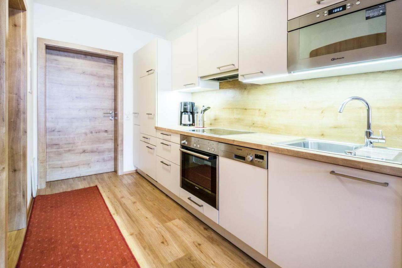 Haus Am Platz - Weitgasser Altenmarkt im Pongau Eksteriør bilde