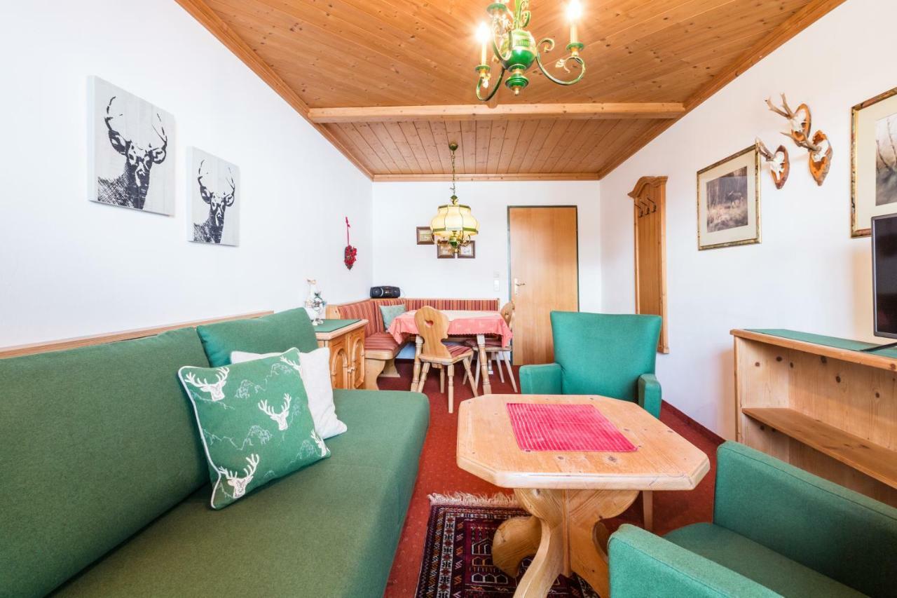 Haus Am Platz - Weitgasser Altenmarkt im Pongau Eksteriør bilde