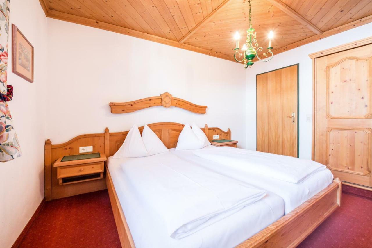 Haus Am Platz - Weitgasser Altenmarkt im Pongau Eksteriør bilde