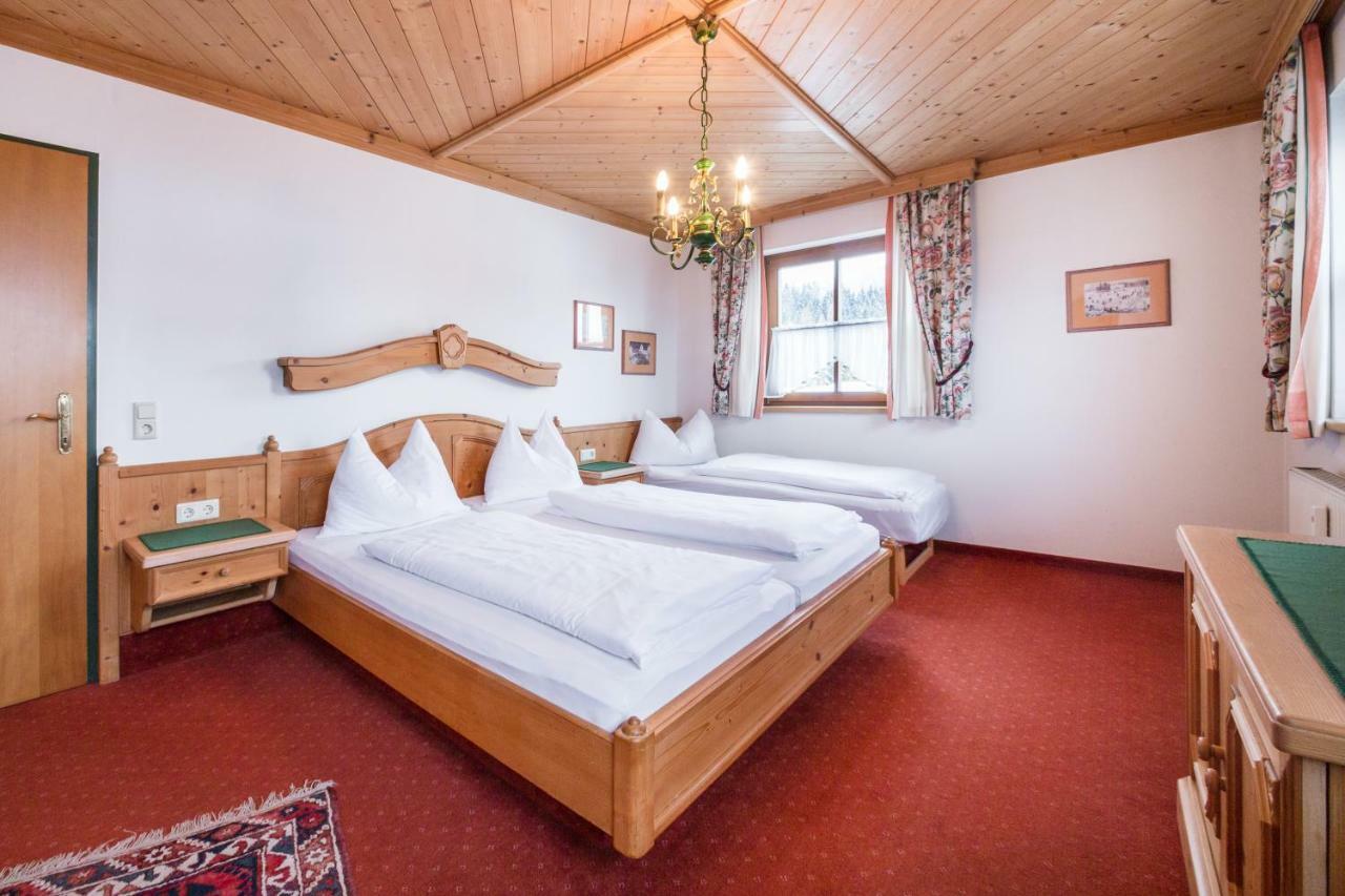 Haus Am Platz - Weitgasser Altenmarkt im Pongau Eksteriør bilde