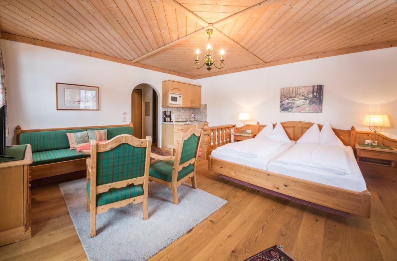 Haus Am Platz - Weitgasser Altenmarkt im Pongau Eksteriør bilde